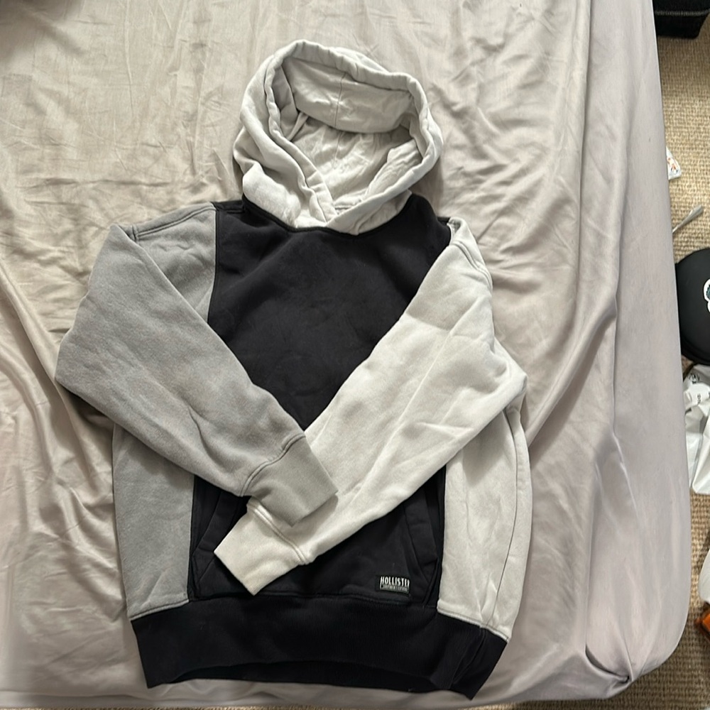 Holster hoodie size small in gray, black and white